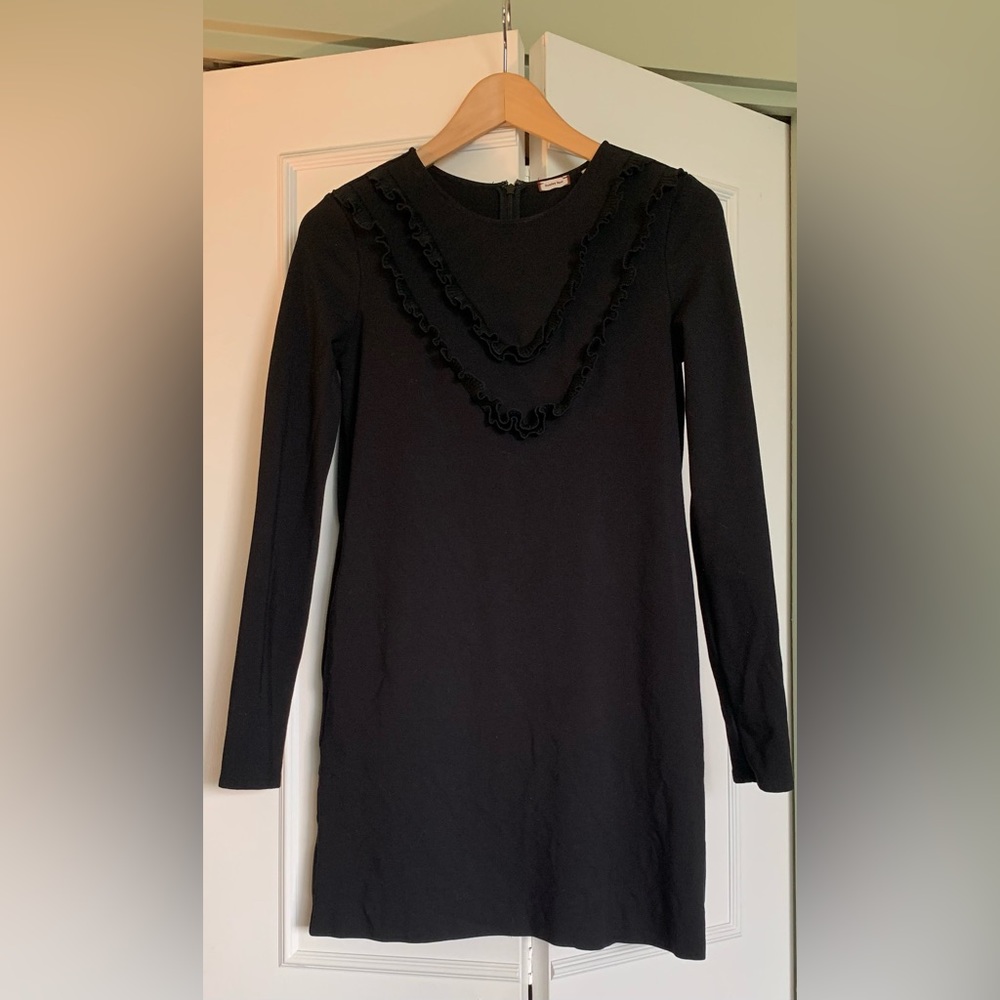 Sunday Best dress . From aritzia Size medium. Black